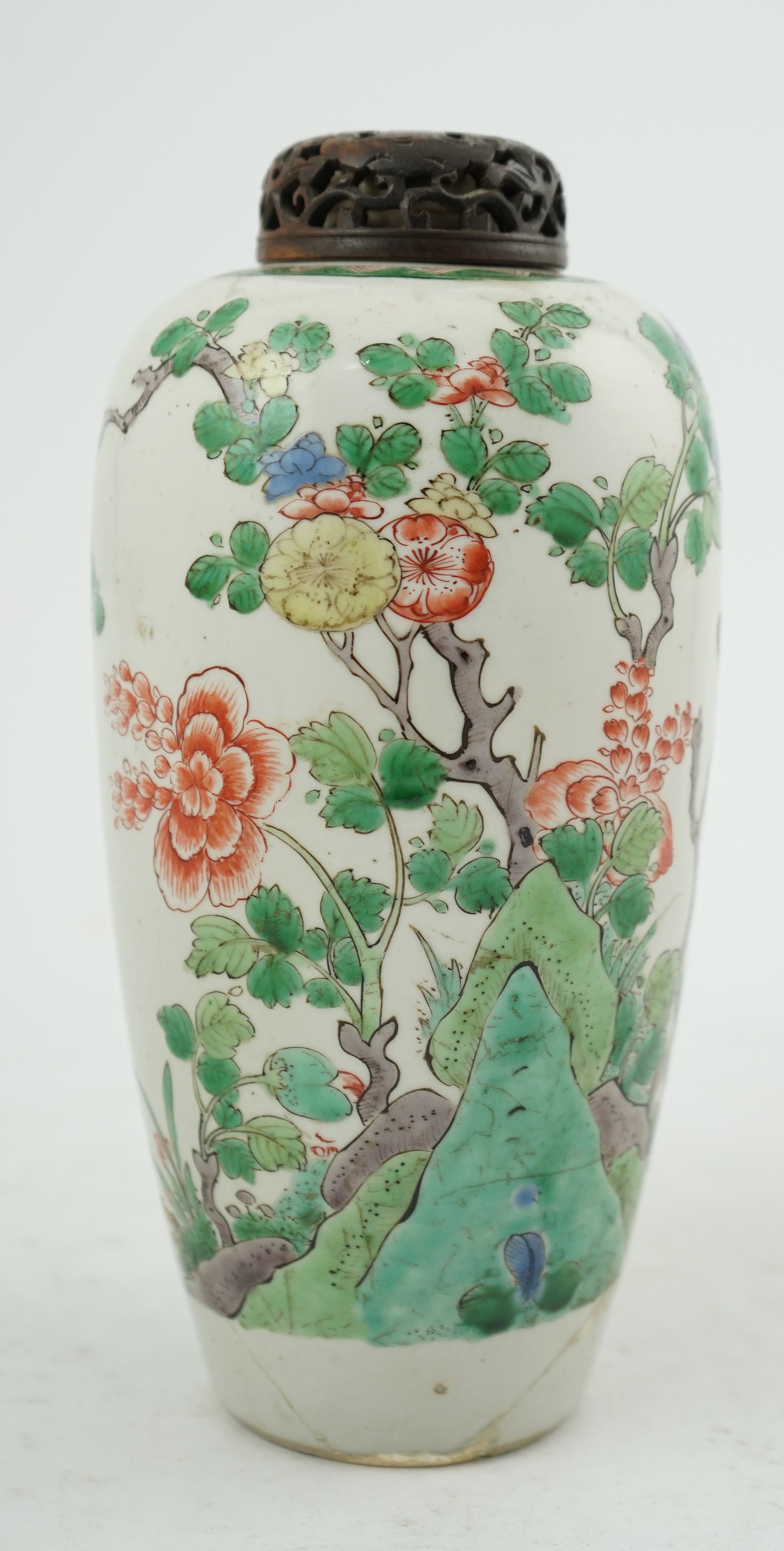 A Chinese famille verte jar, Kangxi period